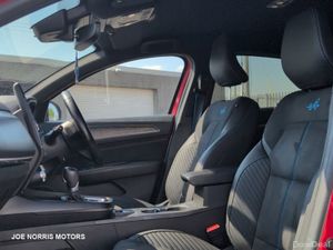 Renault Arkana ESPRIT ALPINE E-TECH HY - Image 3