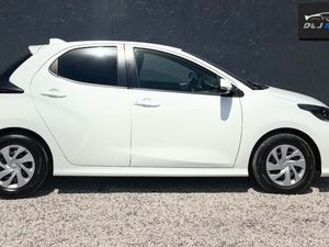 Toyota Yaris 1.0 VVTi Automatic 2021 - Image 3