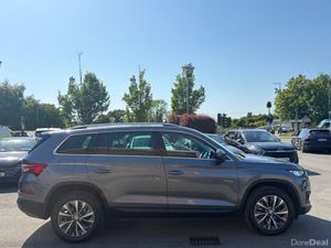 221 Skoda Kodiaq DSG 7 Seat AMB *Low Kils* - Image 4