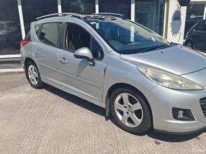 Peugeot 207 1.6 HDI 92 bhp SE+ SW - Image 2