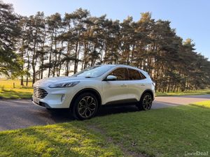 Ford Kuga 2022 Titanium Diesel - Image 3