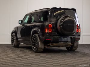 222 Land Rover Defender 110 P400e X-Dynamic S - Image 4