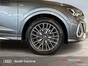 Audi Q3 45 TFSI E S Tronic S line - Image 3