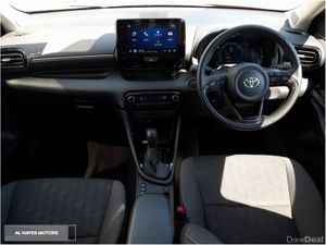 Toyota Yaris **EXCEPTIONALLY LOW MILEAGE**HYBRID** - Image 2
