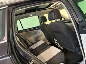 Volkswagen Tiguan ELEGANCE 2.0 TDI MANUAL 6SPEED F - Image 4
