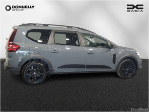 Dacia Jogger Estate Extreme SE - Image 4