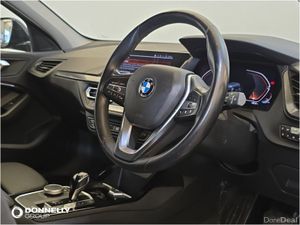 BMW 1 Series Hatchback Sport - Image 4