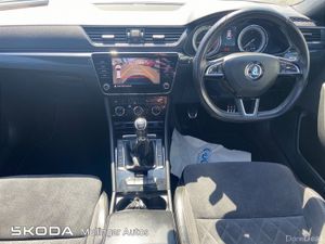 Skoda Superb 2.0 TDI 150bhp SportLine Combi - Image 2