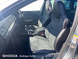 Skoda Superb 2.0 TDI 150bhp SportLine Combi - Image 4