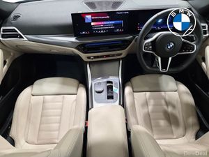 BMW i4 eDrive35 M Sport - Image 4