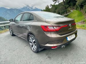 Renault Megane 1.5 dCi GRAND COUPE DYNAMIQUE S NAV - Image 2