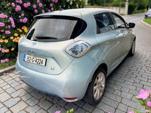 2015 Renault Zoe DYNAMIQUE INTENSE Electric - Image 2