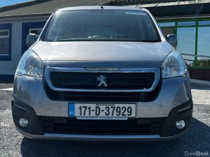 Wheelchair Car *Automatic* - Image 2