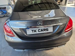 19 MERCEDES BENZ C-CLASS EXCLUSIVE - Image 4
