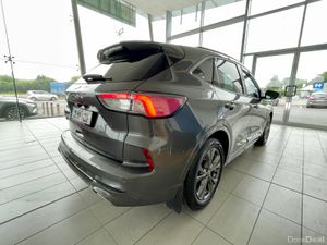 Ford Kuga ST-Line X 1.5 Diesel - Image 4