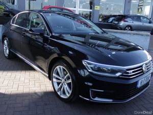 2016 VW PASSAT GTE - Image 2