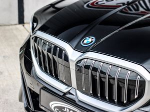 2024 BMW 530E PRO PACK LCI - Image 3
