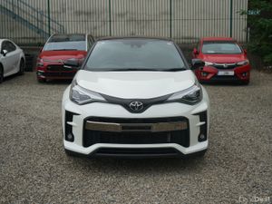 2020 Toyota CHR GR Sport - Image 3