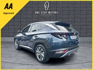 212 Hyundai Tucson *EXECUTIVE PLUS MODEL* 1OWNER - Image 4
