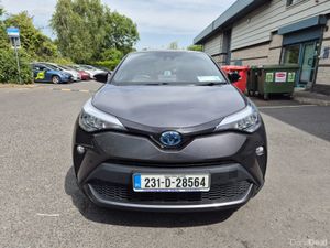 TOYOTA C-HR SPORT / 2023 / 1.8 HYBRID / AUTOMATIC - Image 2