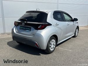 Toyota Yaris 2020 Toyota Yaris Hybrid - Image 3