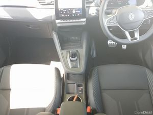 Renault Captur esprit alpine E-Tech 160 Auto E06X - Image 4
