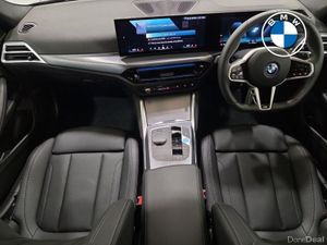BMW i4 eDrive35 M Sport - Image 4