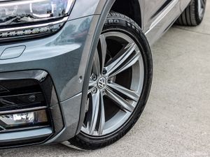 VOLKSWAGEN TIGUAN R LINE ALLSPACE AUTO - Image 2