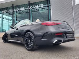 Mercedes-Benz CLE CLE220d COUPE CABRIOLET AMG LINE - Image 3