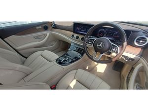 Mercedes-Benz E-Class E220d Exclusive - Image 4