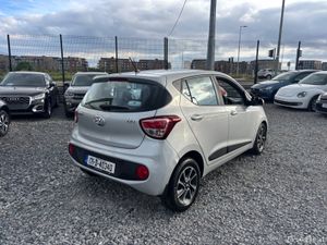 Hyundai i10 **LOW MILEAGE** - Image 3