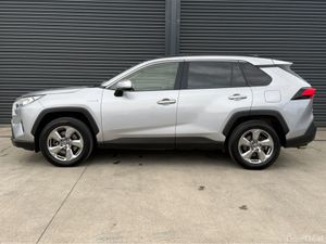 Toyota RAV4 RAV4 HYBRID SOL 2WD 4DR AUTO - Image 4