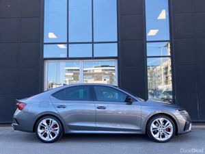 Skoda Octavia VRS 2.0 TDi DSG Auto - Image 4
