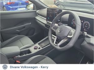 Volkswagen T-Roc R-LINE 1.5 PETROL MHEV - Image 4