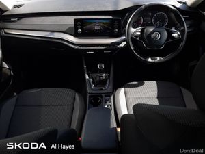 Skoda Octavia **1 OWNER--REVERSING CAMERA**OCTAVIA - Image 2