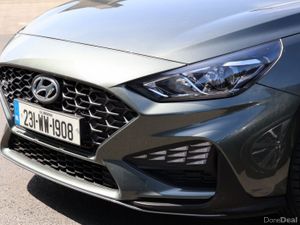 Hyundai i30 Petrol Deluxe NLine - Image 3