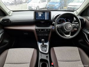 Toyota Yaris Cross Z HYBRID AUTO - Image 3
