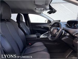 Peugeot 3008 HYBRID2 PHEV 225bhp Allure - Image 2