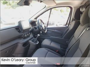 Renault Trafic TRAFIC LL30 BLUE DCI 130 ADVANCE - Image 4