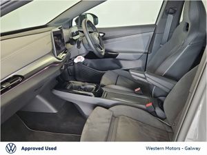 Volkswagen Golf R-LINE 1.5 TSI 150HP - Image 4