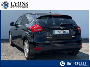 Ford Focus 1.0 EcoBoost ZETEC - Image 2