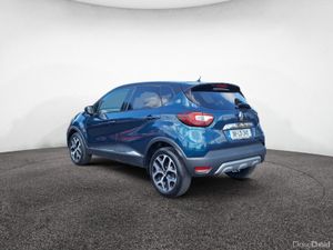 Renault Captur SIGNATURE X NAV DCI 90 4DR - Image 4
