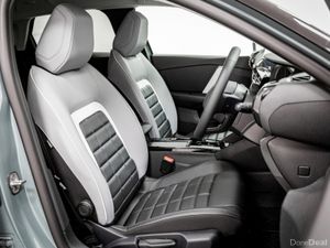 Citroen C4 ë-Max 54kWh 156HP - Image 3