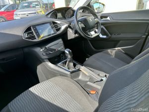 Peugeot 308 ACTIVE 1.6 BLUE HDI 100 4DR - Image 3