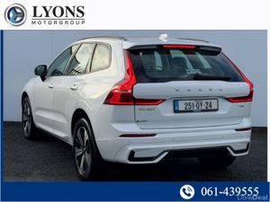 Volvo XC60 T6 AWD PHEV Plus Dark - Image 2
