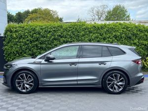 Skoda Enyaq SPORT LINE IV 60 ** HUGE SPEC ** // AP - Image 3