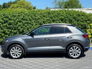 Volkswagen T-Roc SPORT 2.0 TDI AUTO // VERY LOW MI - Image 3