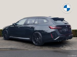 BMW M5 Touring - Image 2
