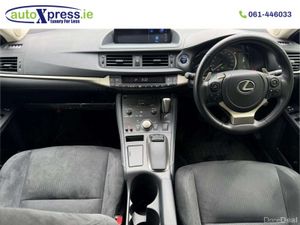 Lexus CT 1.8 Hybrid, Ultra Low mileage, Automatic - Image 4