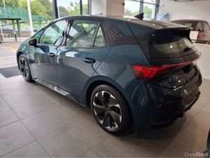 Cupra Born V1 EV 59kW ** UPGRADED ALLOYS ** - Image 4